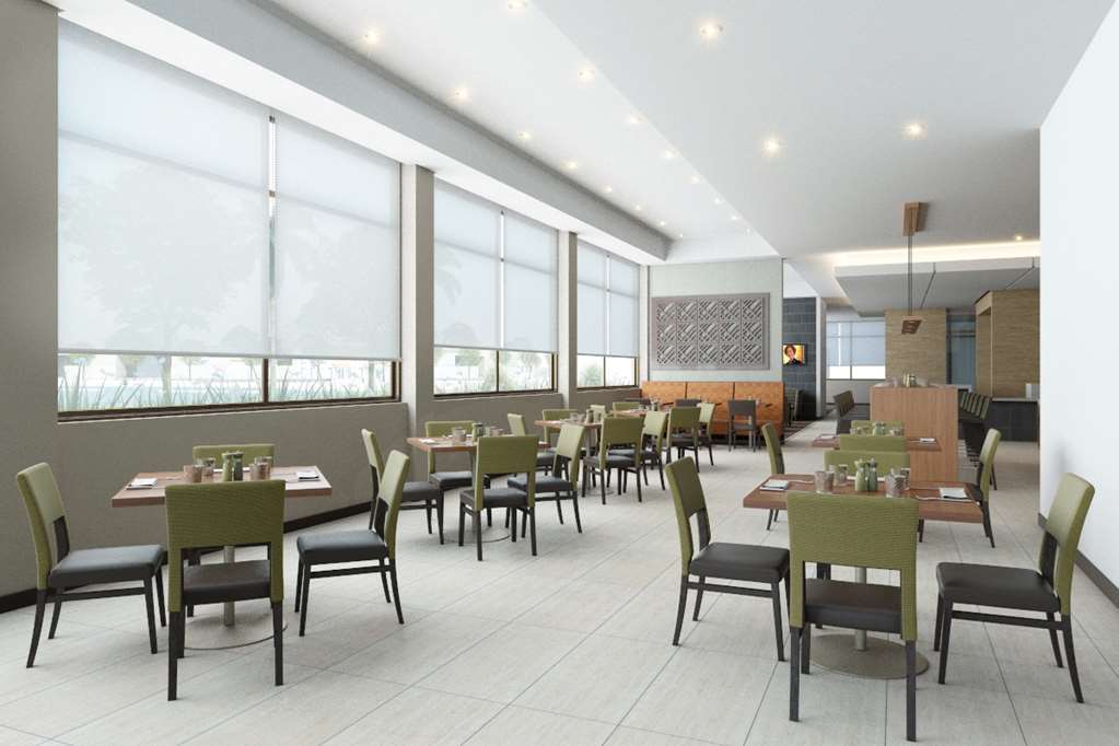 Hyatt Place 4*