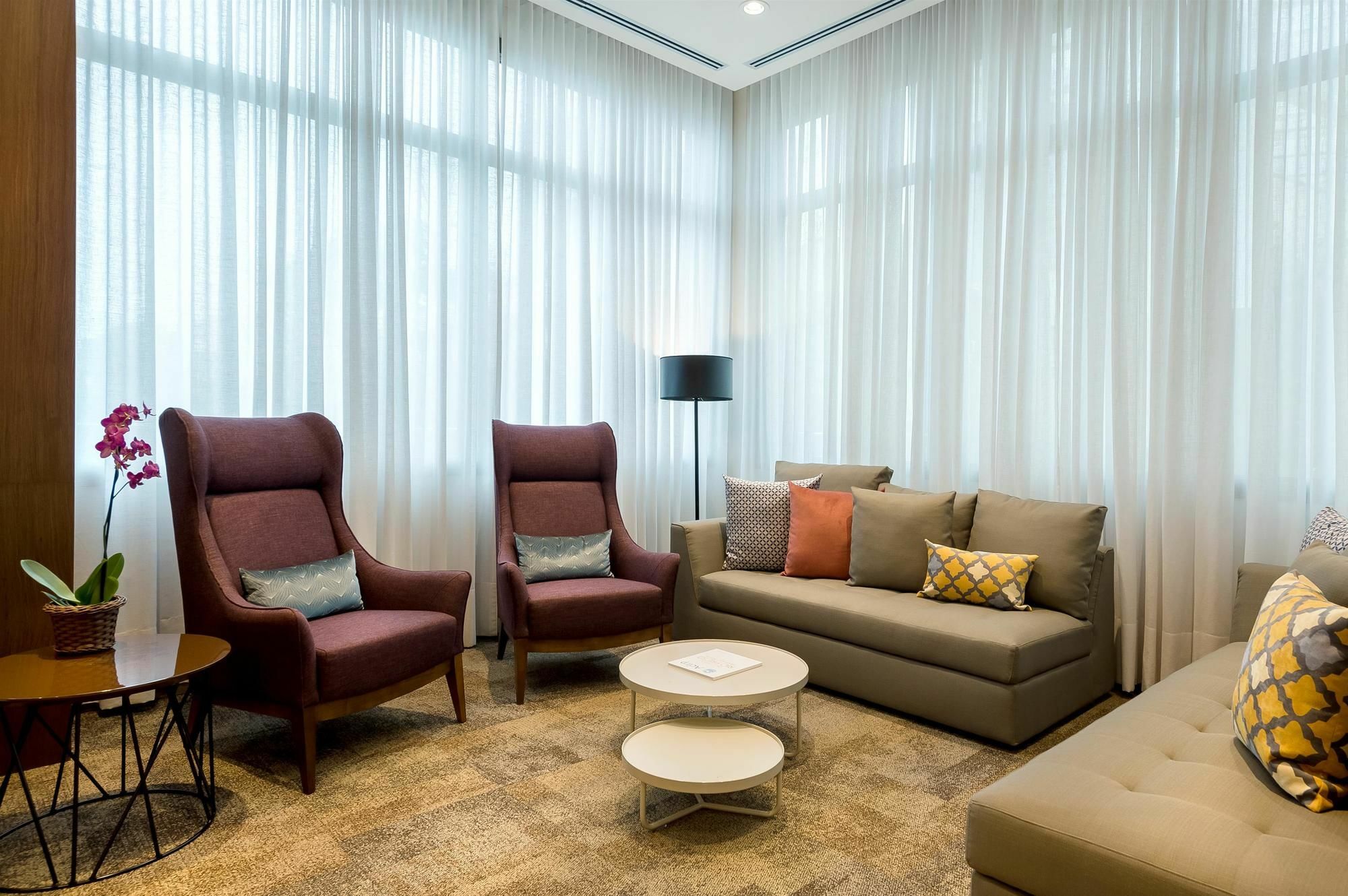 Hyatt Place Hotel 4*